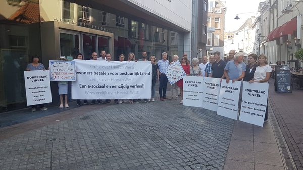 Protest voor het bestuurscentrum Den Bosch